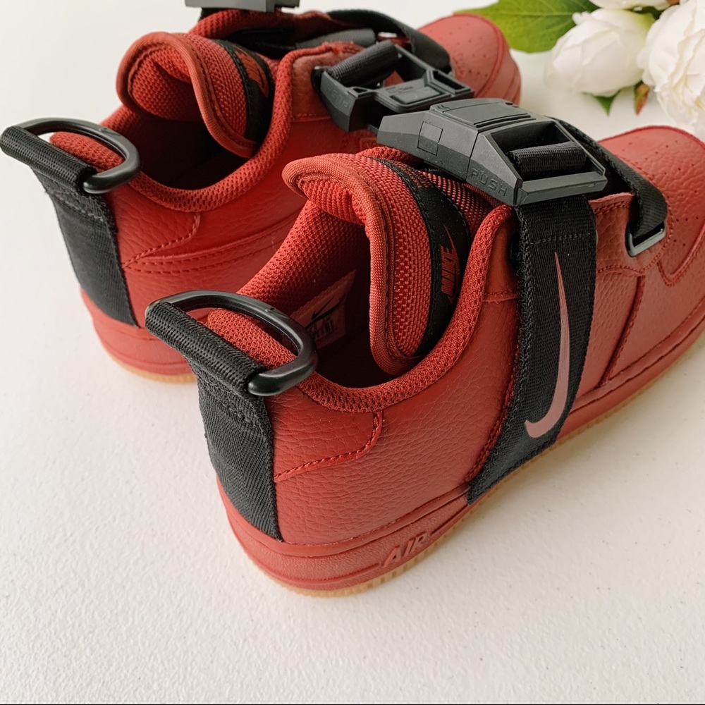 NEW Nike Air Force 1 Utility NWT - Picture 9 of 10